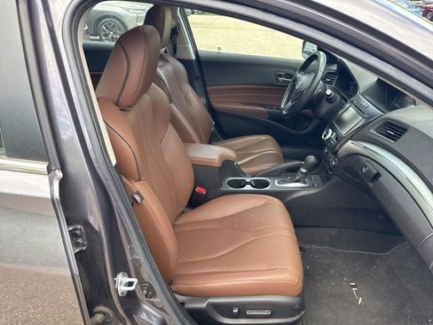 Used 2022 Acura ILX w/ Premium Package FWD image 17
