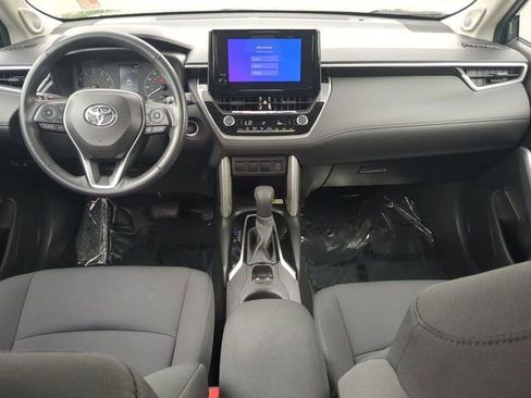 Certified 2023 Toyota Corolla Cross LE w/ Moonroof Package image 15