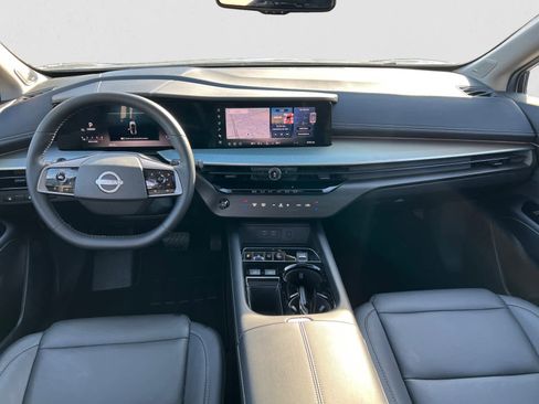 Certified 2025 Nissan Murano SL image 12