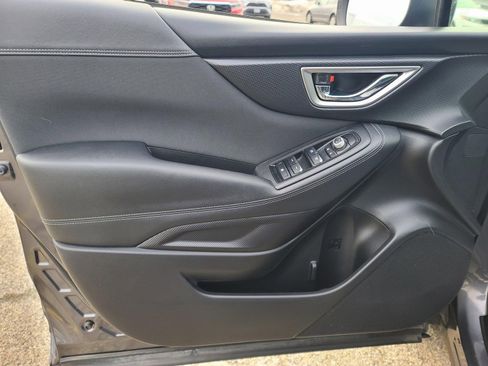 Used 2020 Subaru Forester Premium image 10