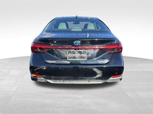 Used 2020 Toyota Avalon Limited w/ Advanced Safety Package image 6
