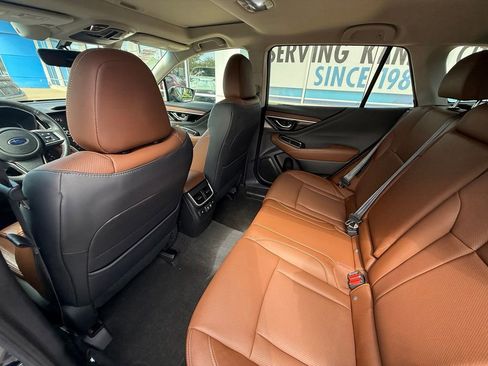 Used 2020 Subaru Outback Touring w/ Popular Package #2 AWD/4WD image 28