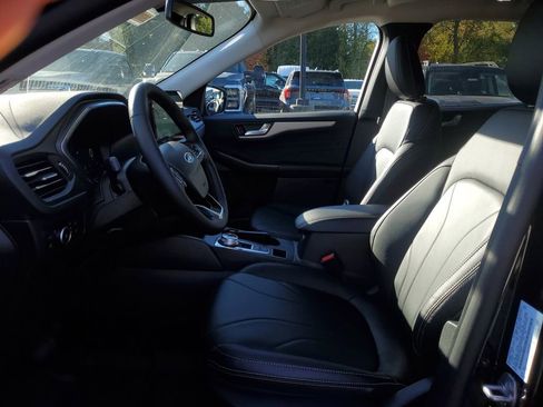 New 2026 Ford Escape Base w/ PHEV Premium Package image 8