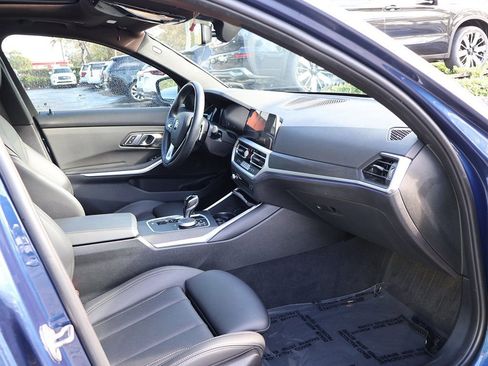 Used 2022 BMW 330i Sedan w/ Driving Assistance Package RWD image 24