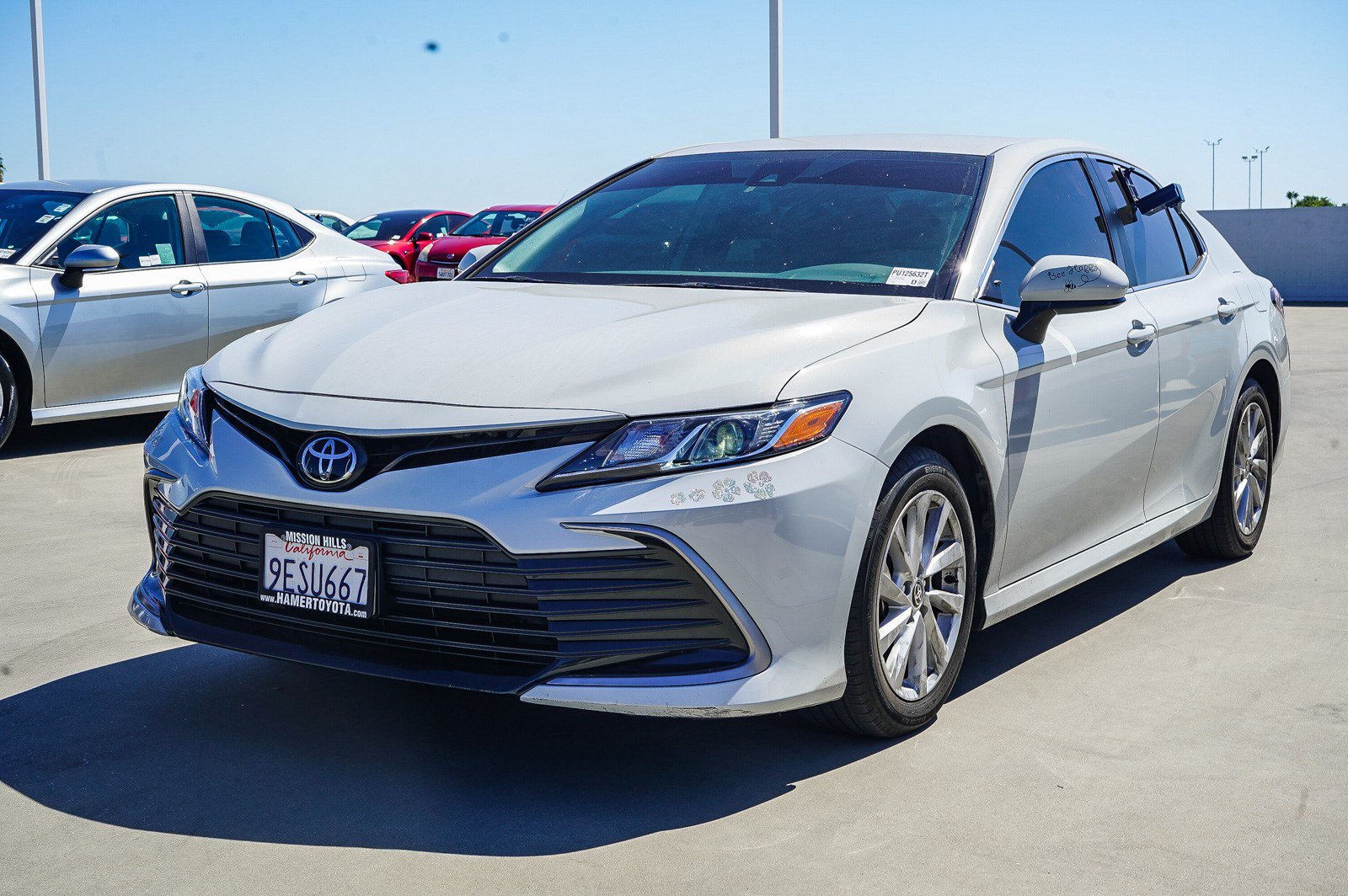 Used 2023 Toyota Camry LE FWD image 3