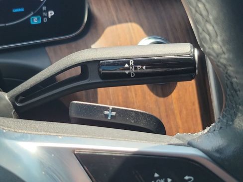 Used 2024 Mercedes-Benz C 300 Sedan image 31