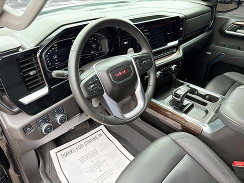 Used 2025 GMC Sierra 1500 Elevation w/ Elevation Premium Package image 25