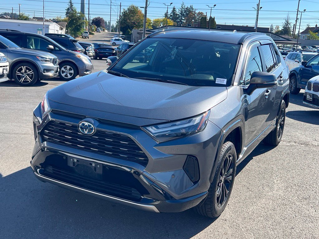 Used 2023 Toyota RAV4 SE w/ SE Grade Weather Package AWD/4WD image 3