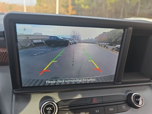 Used 2023 Ford Maverick Lariat w/ Lariat Luxury Package image 27