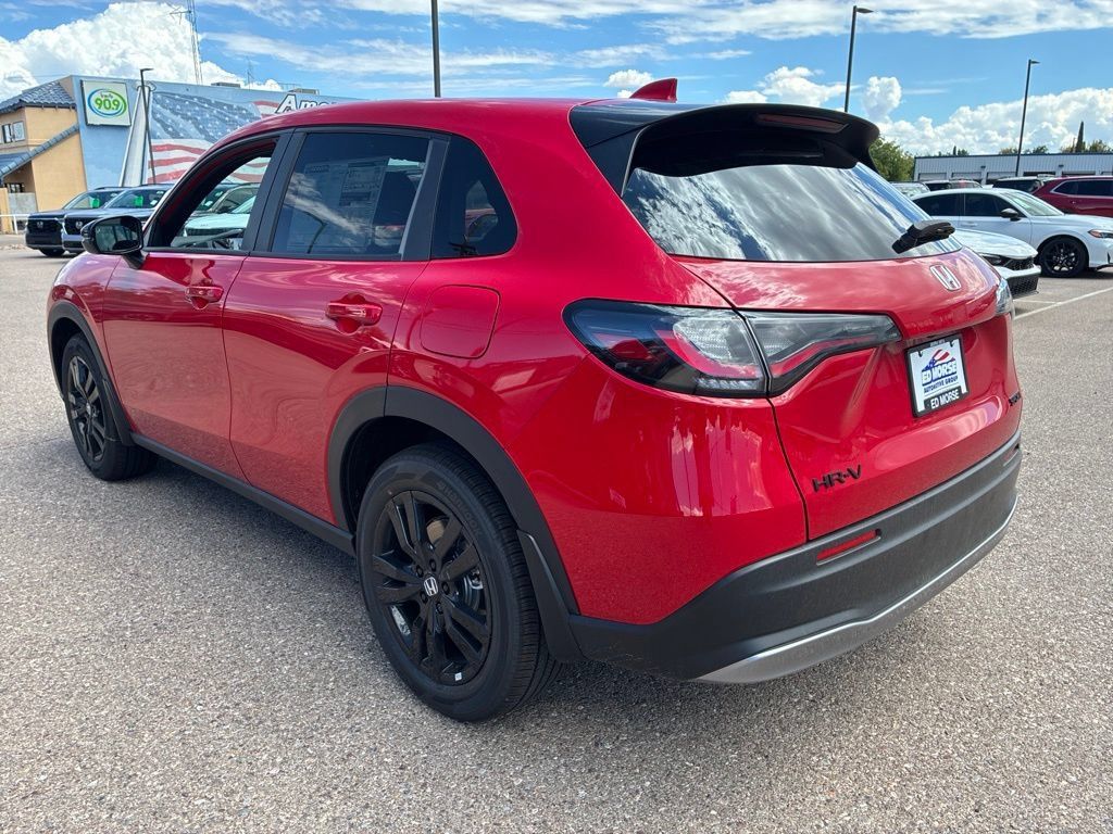 New 2027 Honda HR-V Sport image 3