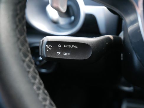 Used 2017 Porsche Cayenne S image 19