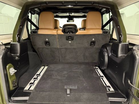 Used 2022 Jeep Wrangler Unlimited Rubicon w/ Dual Top Group image 13