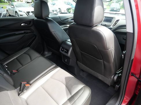 Used 2021 Chevrolet Equinox LT AWD/4WD image 29