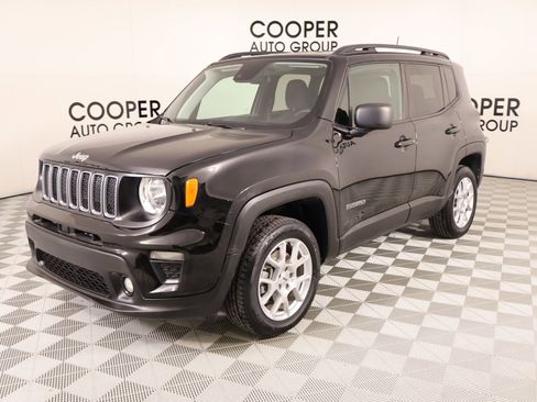 Used 2022 Jeep Renegade Latitude AWD/4WD image 11