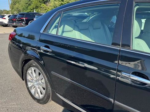 Used 2011 Toyota Avalon Limited FWD image 21
