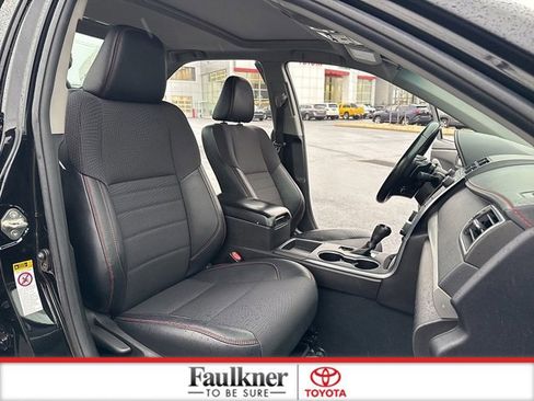 Certified 2016 Toyota Camry image 17