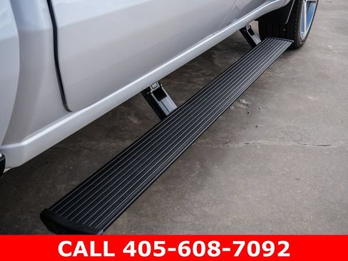 Used 2019 Chevrolet Silverado 1500 RST AWD/4WD image 74