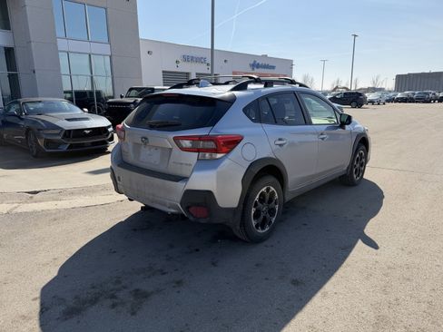 Used 2021 Subaru Crosstrek 2.0i Premium w/ Popular Package #2 image 4
