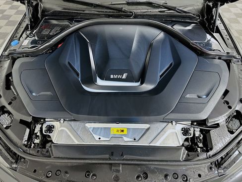 Certified 2023 BMW i4 eDrive35 w/ Premium Package image 31