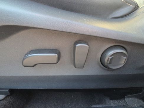 Used 2021 Subaru Outback Limited image 37