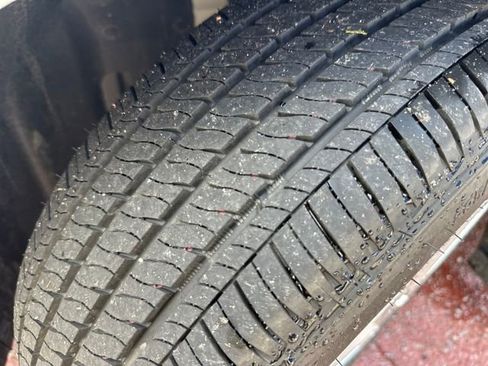 Used 2025 Nissan Sentra S image 26