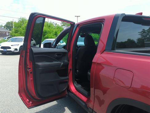 Used 2024 Honda Ridgeline TrailSport image 31