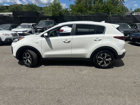 Used 2020 Kia Sportage LX w/ LX Popular Package AWD/4WD image 3