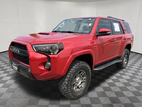 Used 2019 Toyota 4Runner TRD Off-Road Premium AWD/4WD image 3