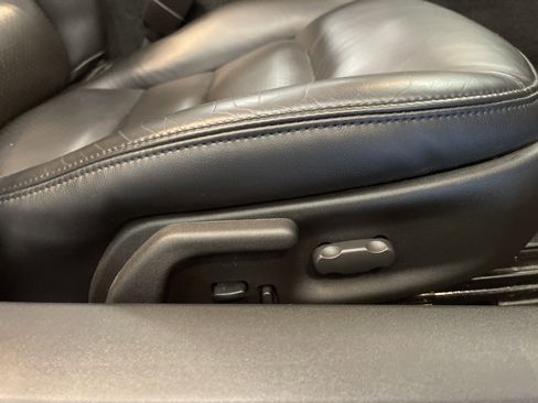 Used 2006 Chevrolet Corvette Convertible w/ Preferred Equipment Group image 37