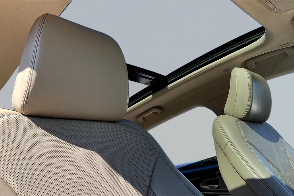 Used 2023 Lincoln Nautilus Reserve FWD image 25