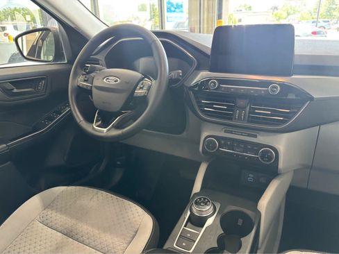 Used 2023 Ford Escape Active AWD/4WD image 12