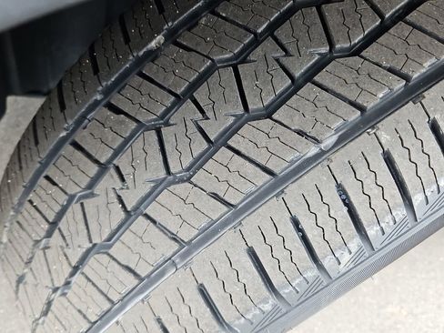 Used 2020 Honda Pilot Touring image 41