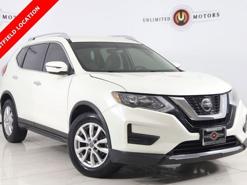 Used 2018 Nissan Rogue SV image 1