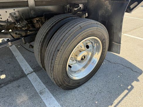 Used 2017 RAM 4500 4x4 Crew Cab DRW image 6