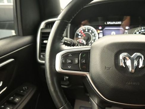 Used 2022 RAM 1500 Big Horn AWD/4WD image 14