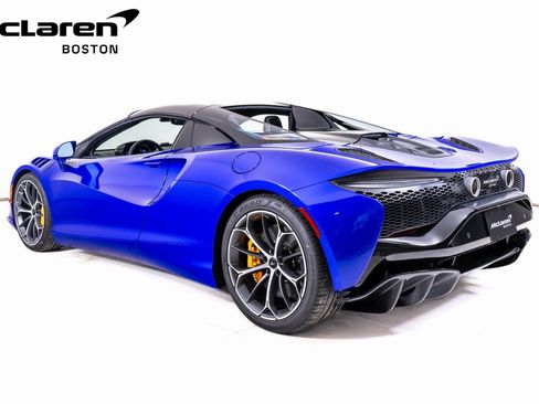 New 2026 McLaren Artura Spider image 4