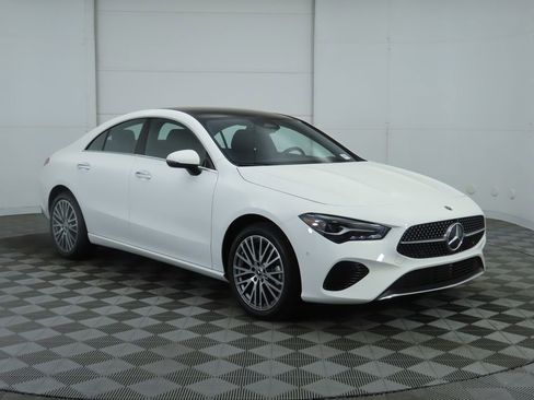 Certified 2025 Mercedes-Benz CLA 250 image 3