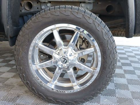 Used 2019 GMC Sierra 2500 Denali AWD/4WD image 18