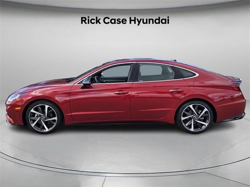 Used 2023 Hyundai Sonata SEL Plus w/ Cargo Package image 3