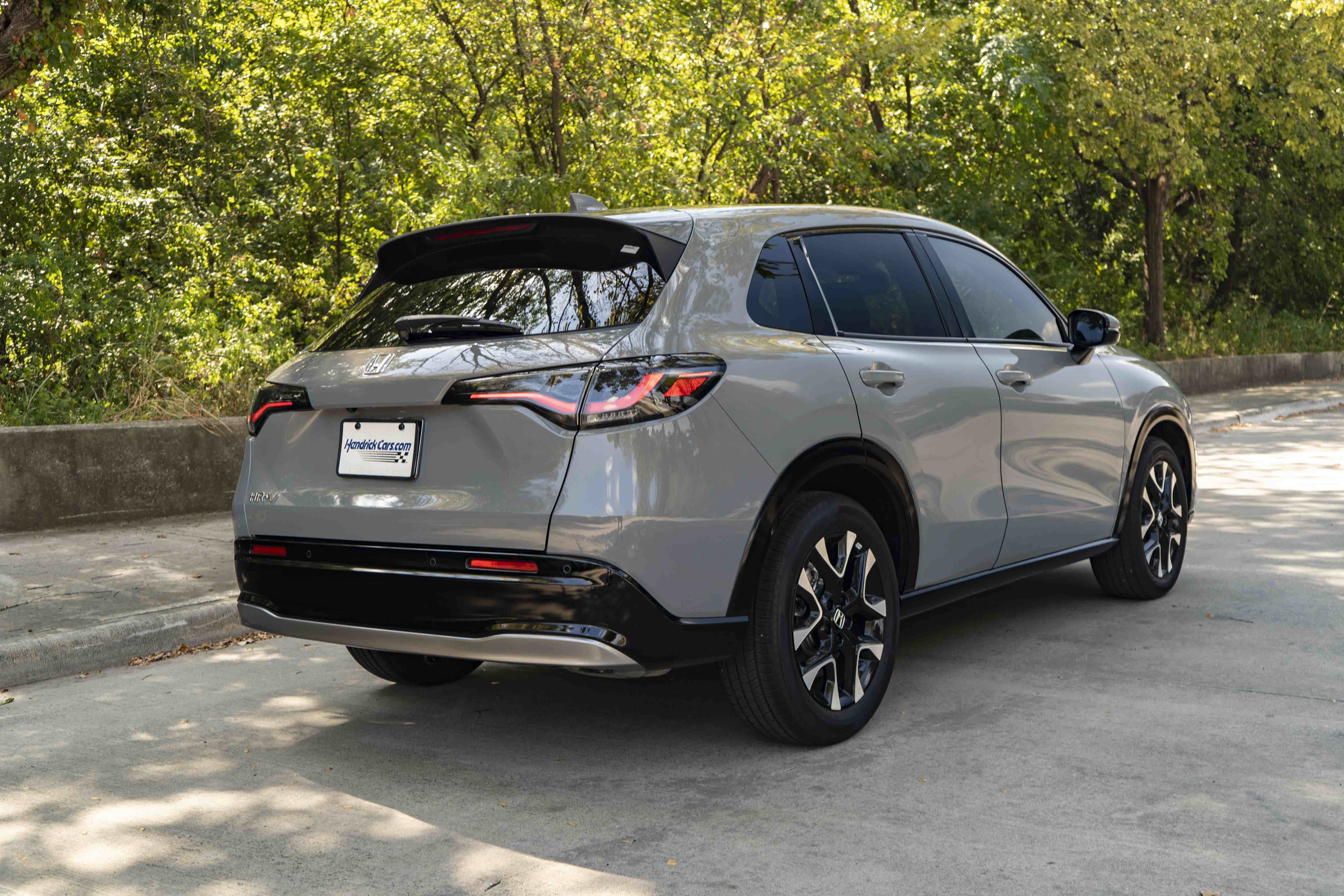 Used 2027 Honda HR-V EX-L image 8