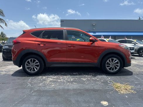 Used 2016 Hyundai Tucson SE w/ Option Group 02 AWD/4WD image 7