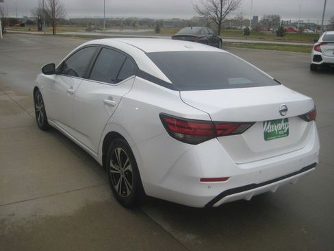 Used 2022 Nissan Sentra SV w/ Trunk Package image 6