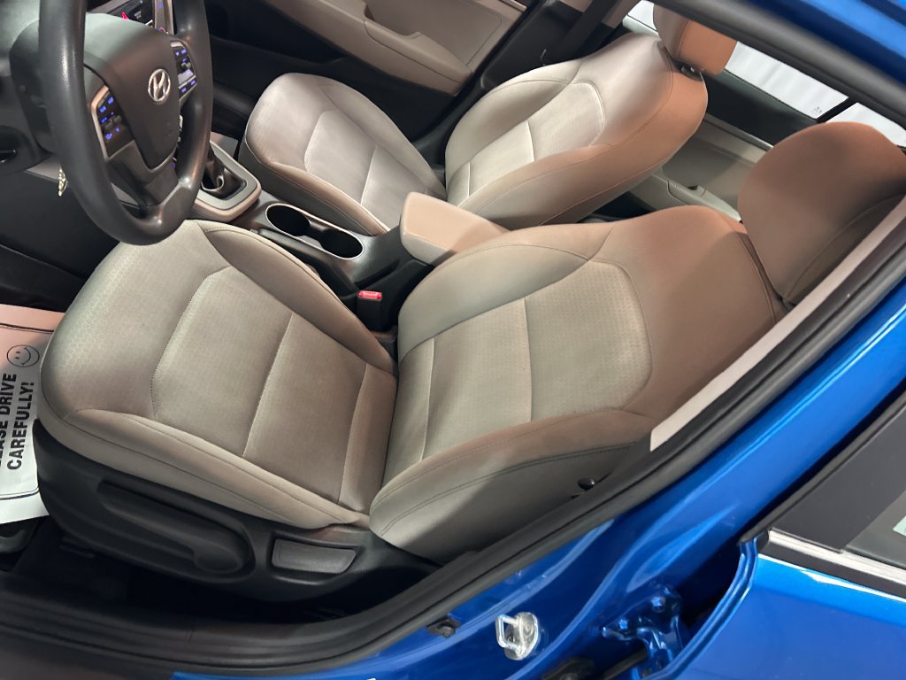 Used 2017 Hyundai Elantra SE FWD image 10