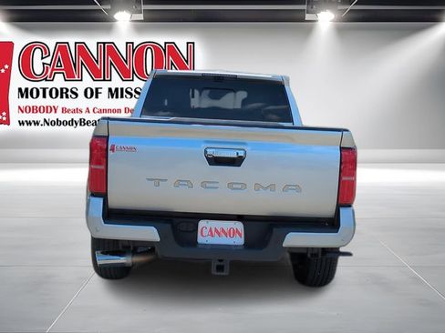 Used 2024 Toyota Tacoma Limited w/ Limited Package (LT) AWD/4WD image 6