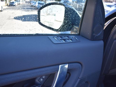 Used 2022 Land Rover Discovery Sport S image 15