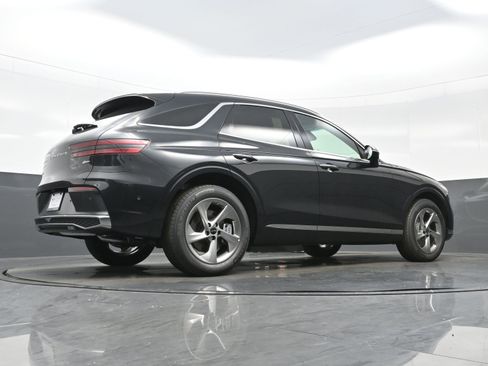 New 2026 Genesis GV70 2.5T Advanced image 17