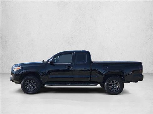Used 2018 Toyota Tacoma SR w/ SR Convenience Package RWD image 8