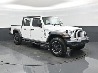 Used 2020 Jeep Gladiator Sport w/ Trailer Tow Package
