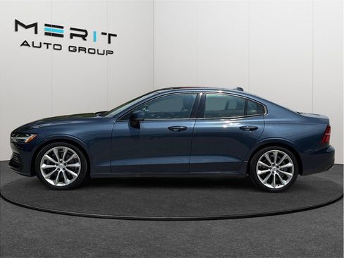 Used 2019 Volvo S60 T6 Momentum AWD/4WD image 5