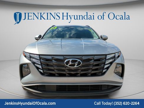 Certified 2023 Hyundai Tucson SEL w/ Winter Package AWD/4WD image 8